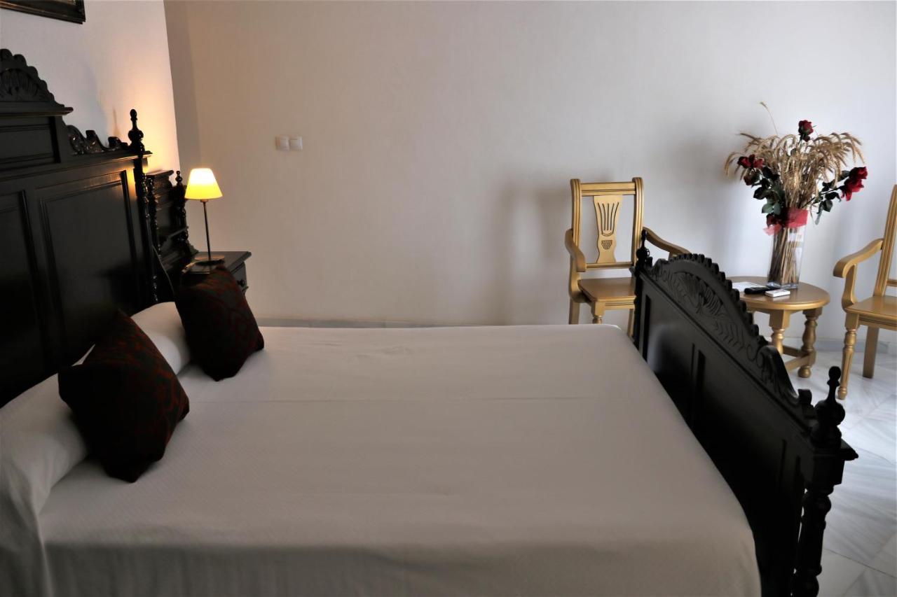 Hostal Ciudad Trigueros Buitenkant foto