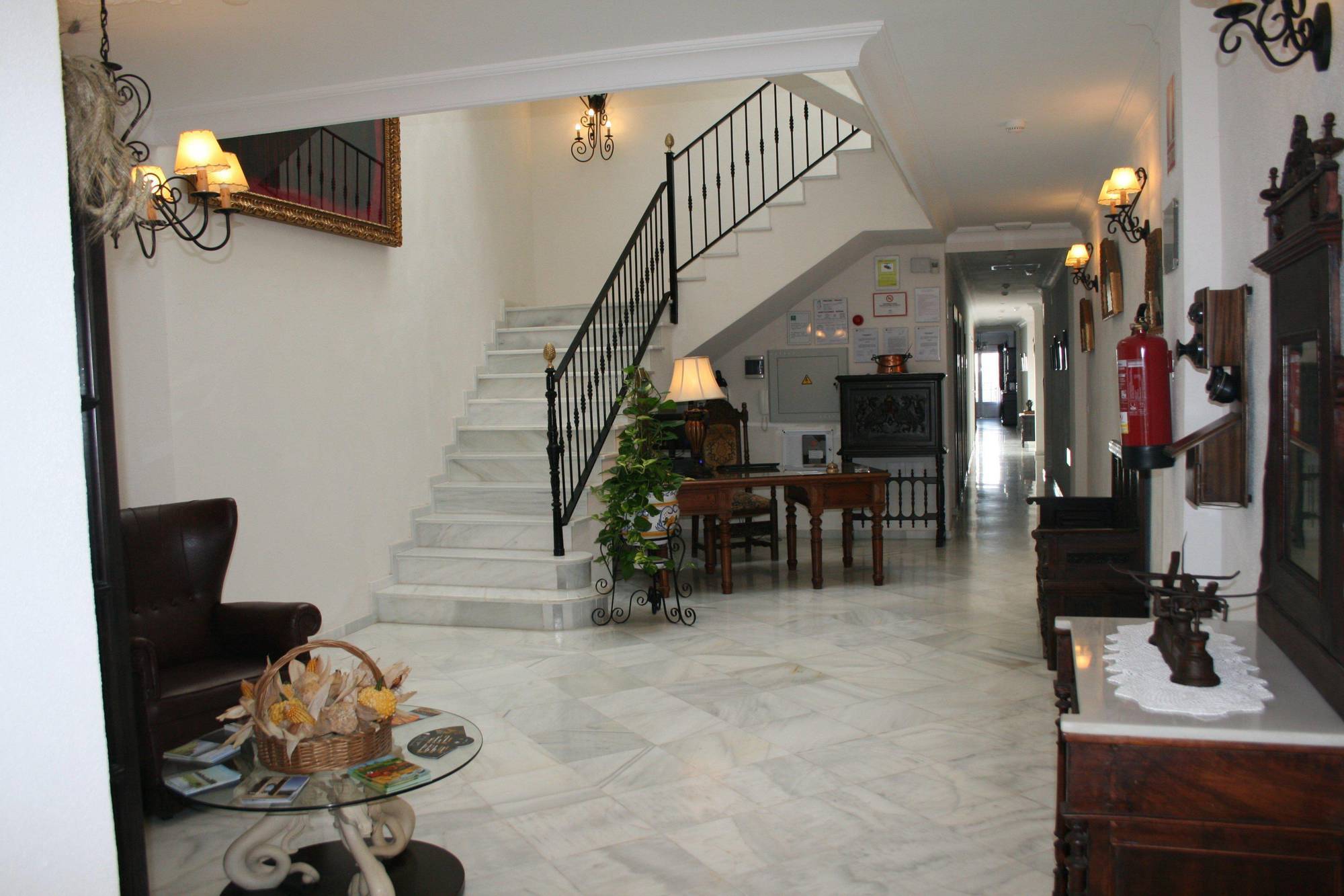 Hostal Ciudad Trigueros Interieur foto